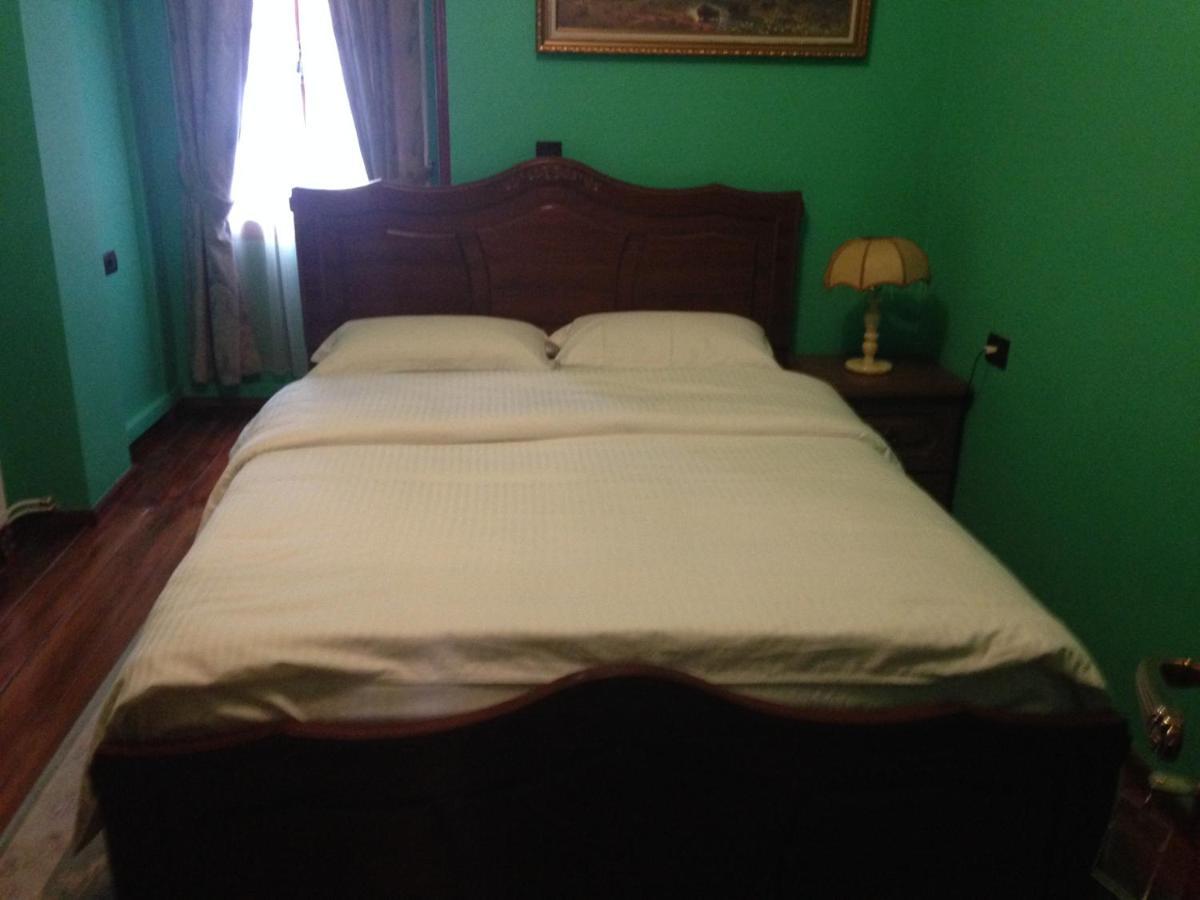 Hotel Vila Mano Korce Eksteriør bilde