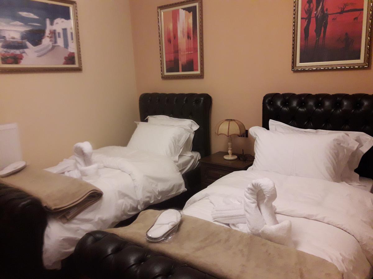 Hotel Vila Mano Korce Eksteriør bilde