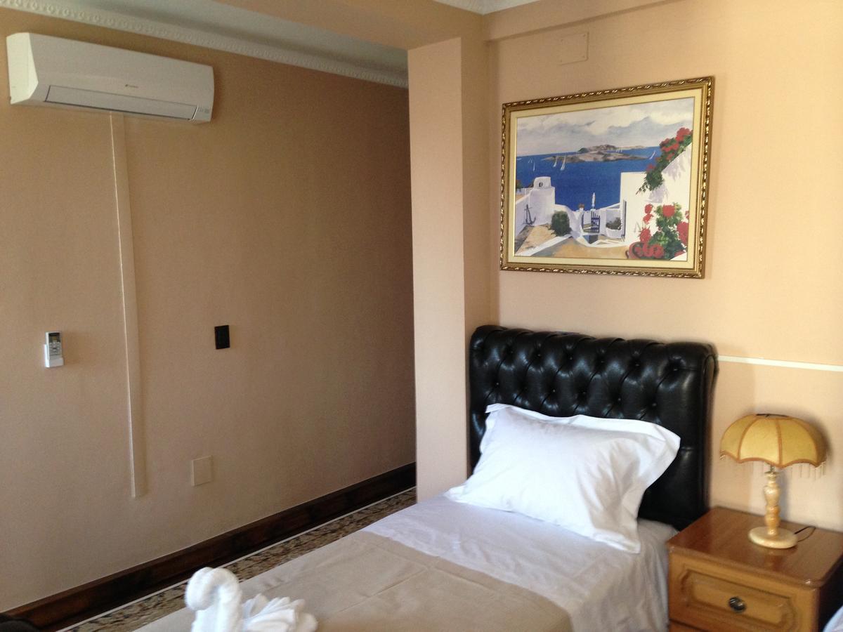 Hotel Vila Mano Korce Eksteriør bilde