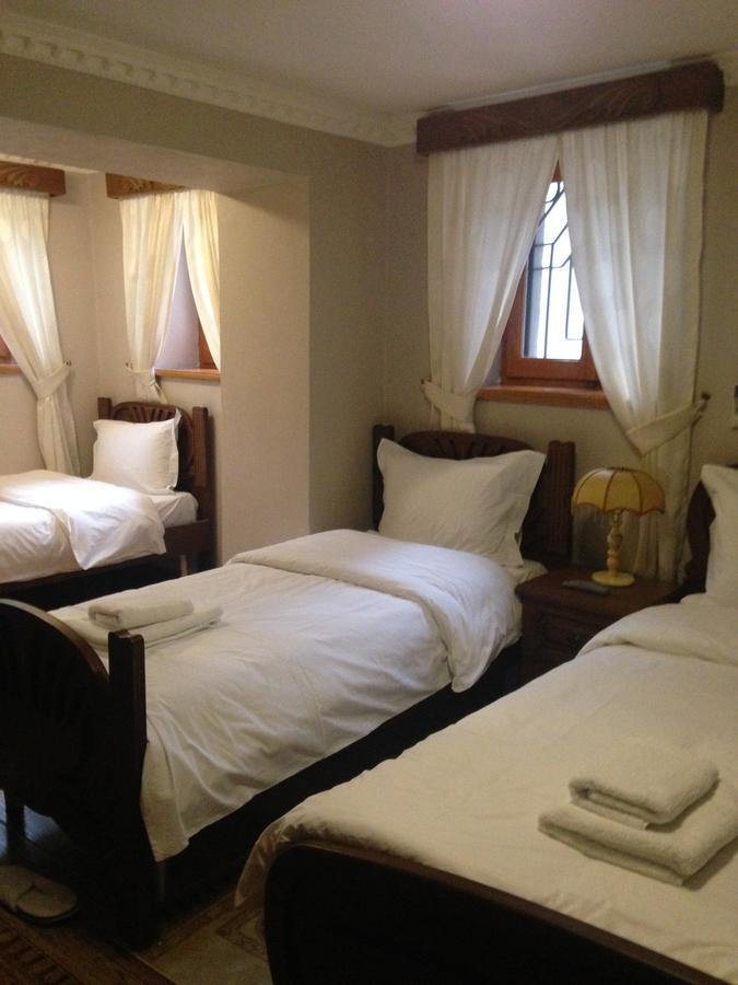 Hotel Vila Mano Korce Eksteriør bilde