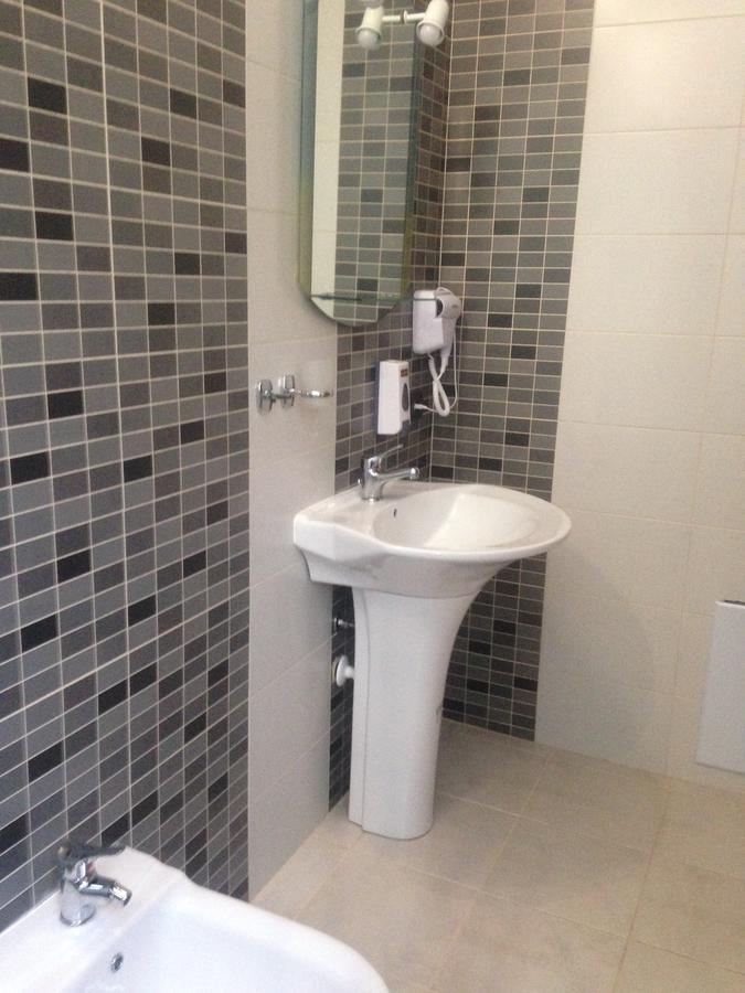 Hotel Vila Mano Korce Eksteriør bilde